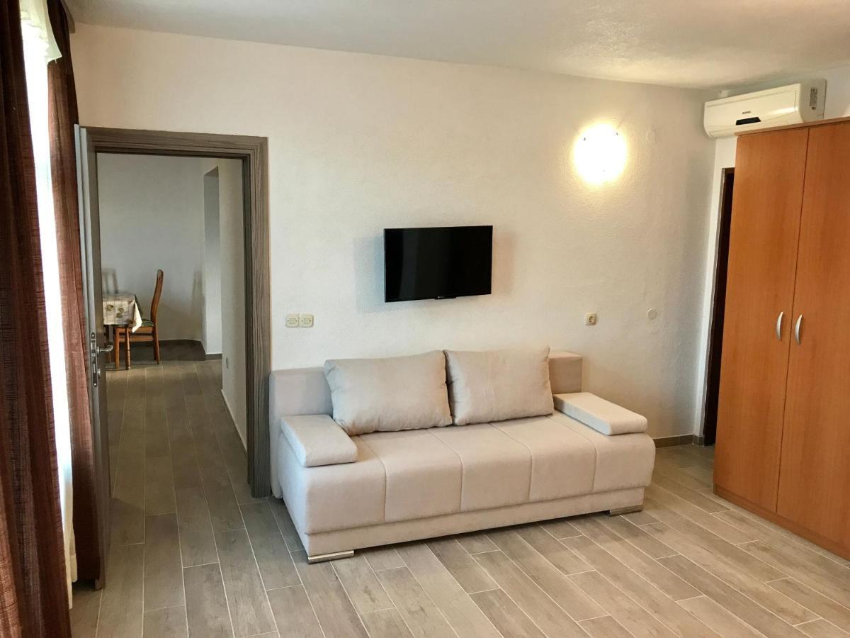 Apartmani Ruzica Zastrazisce Ngoại thất bức ảnh